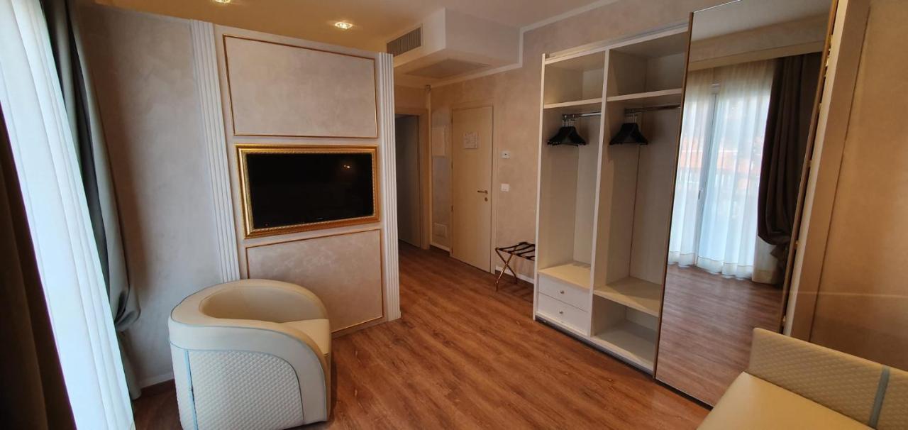 Amsterdam Suite Hotel & Spa Rimini Esterno foto